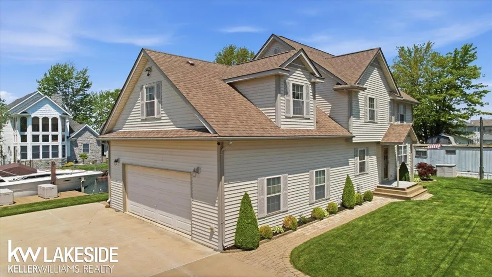 7080 Sax Street Clay Township, MI 48028