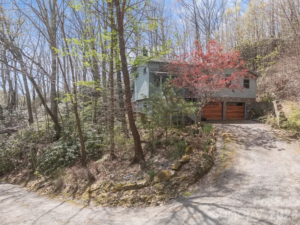 63 Chestnut Forest Road Fairview, NC 28730