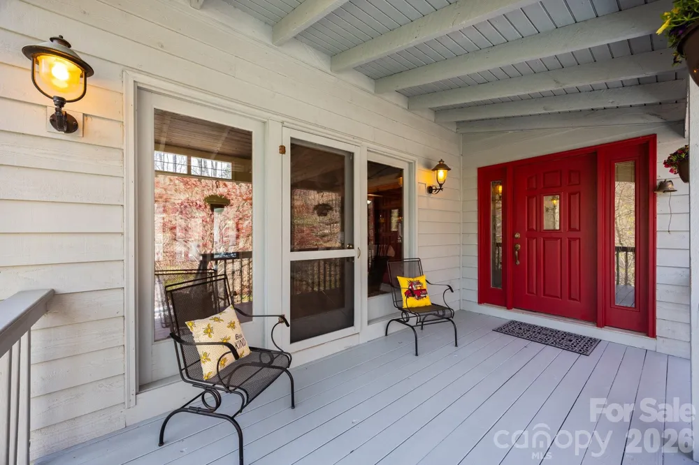 63 Chestnut Forest Road Fairview, NC 28730
