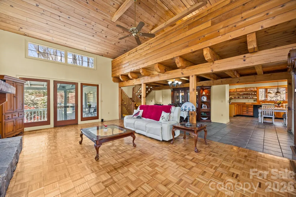 63 Chestnut Forest Road Fairview, NC 28730