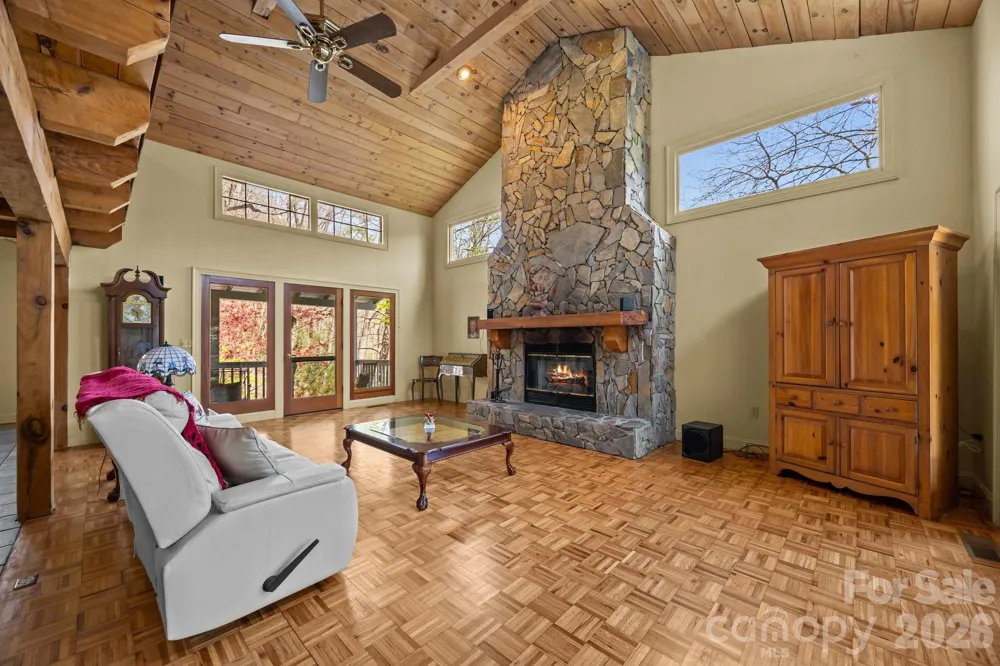 63 Chestnut Forest Road Fairview, NC 28730