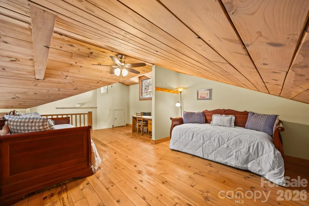 63 Chestnut Forest Road Fairview, NC 28730