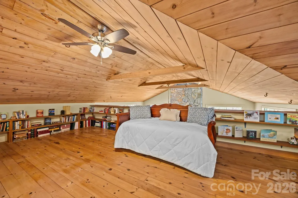 63 Chestnut Forest Road Fairview, NC 28730