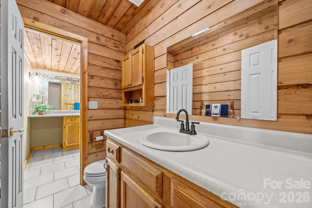 63 Chestnut Forest Road Fairview, NC 28730