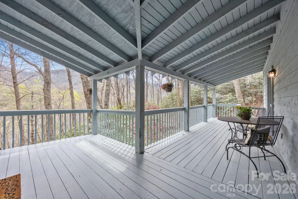 63 Chestnut Forest Road Fairview, NC 28730