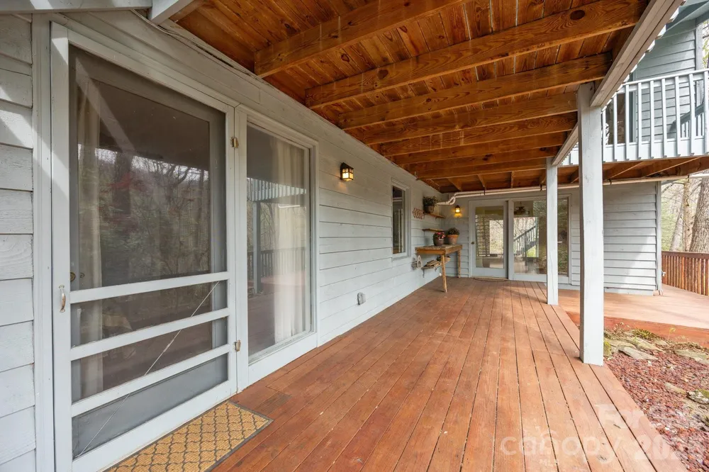 63 Chestnut Forest Road Fairview, NC 28730