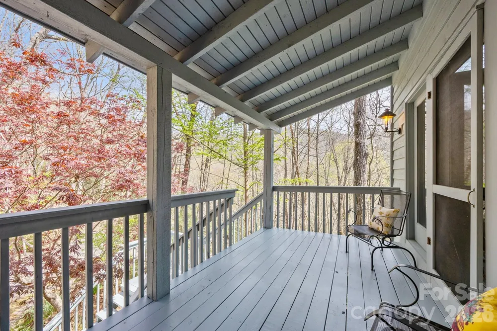 63 Chestnut Forest Road Fairview, NC 28730