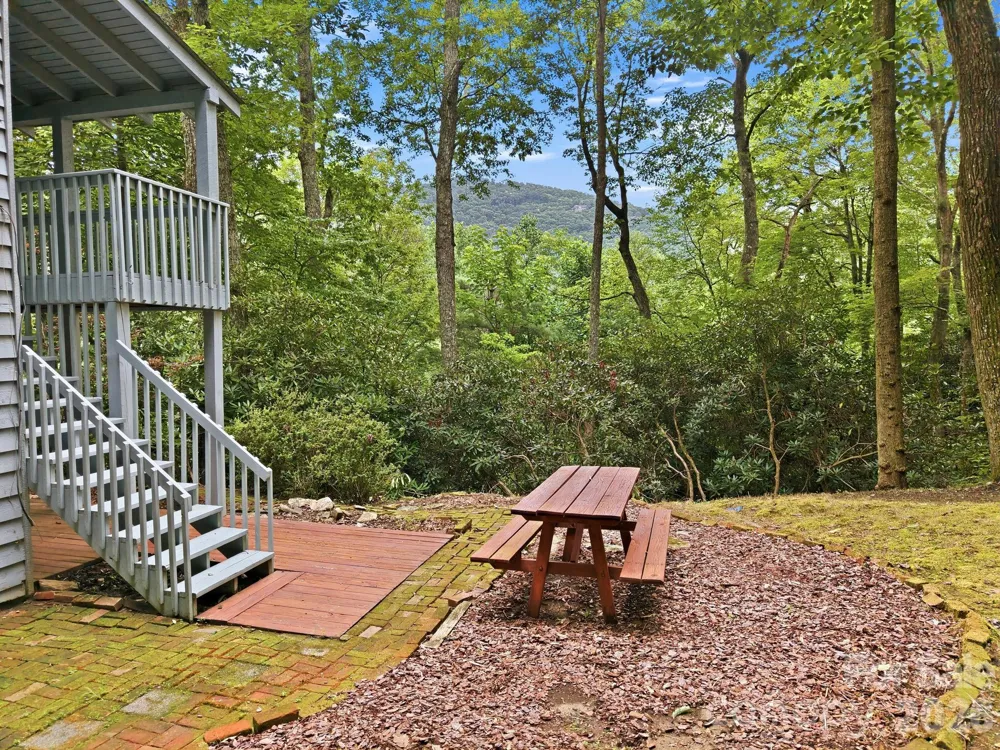 63 Chestnut Forest Road Fairview, NC 28730
