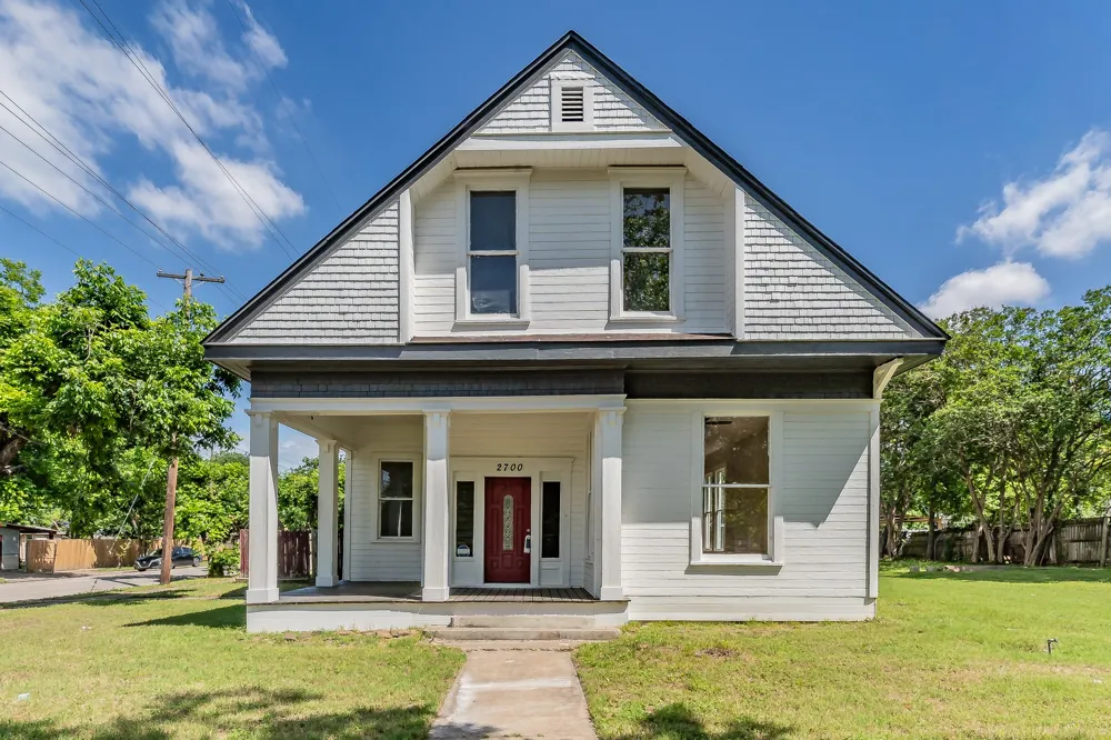 2700 Grim Avenue Waco, TX 76707