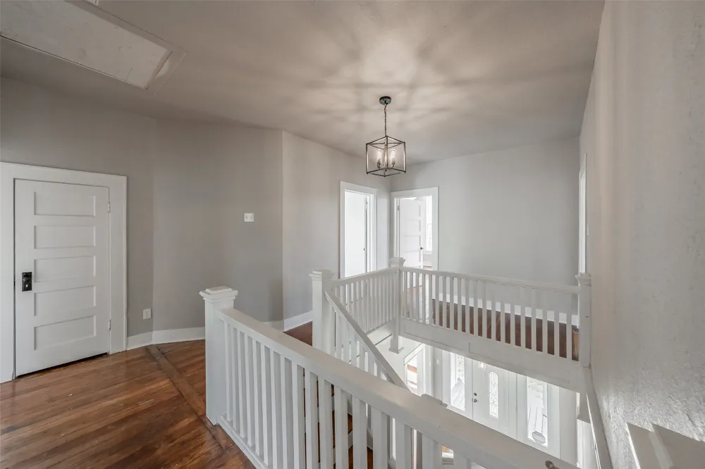 2700 Grim Avenue Waco, TX 76707