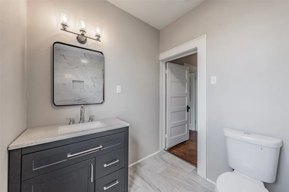 2700 Grim Avenue Waco, TX 76707