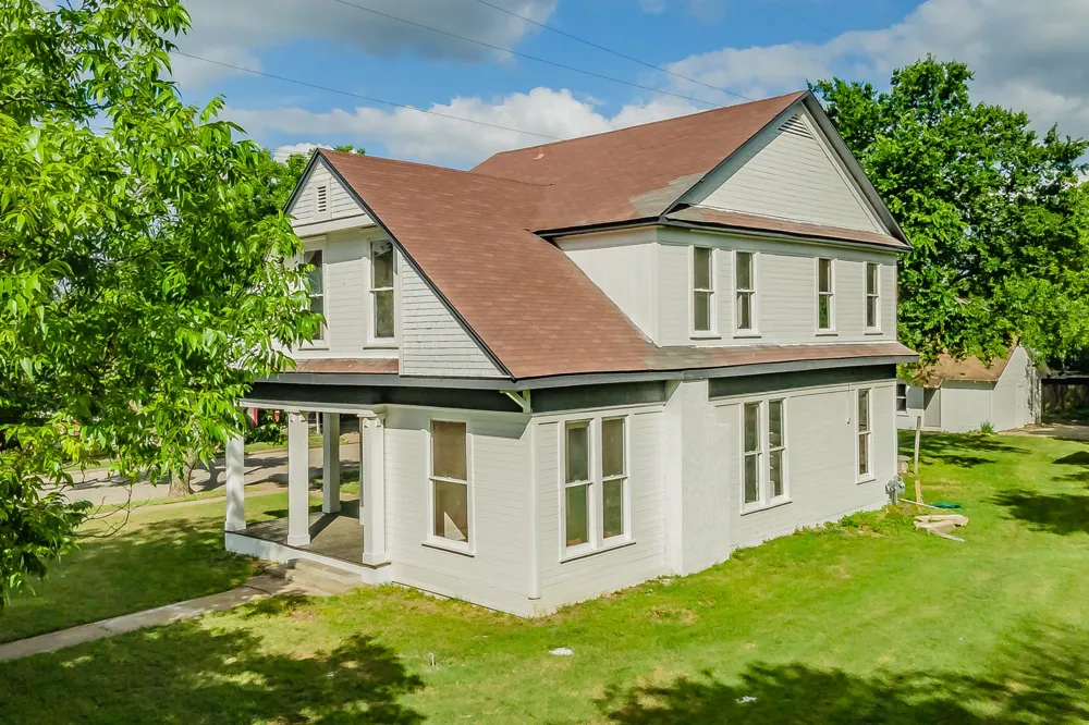 2700 Grim Avenue Waco, TX 76707