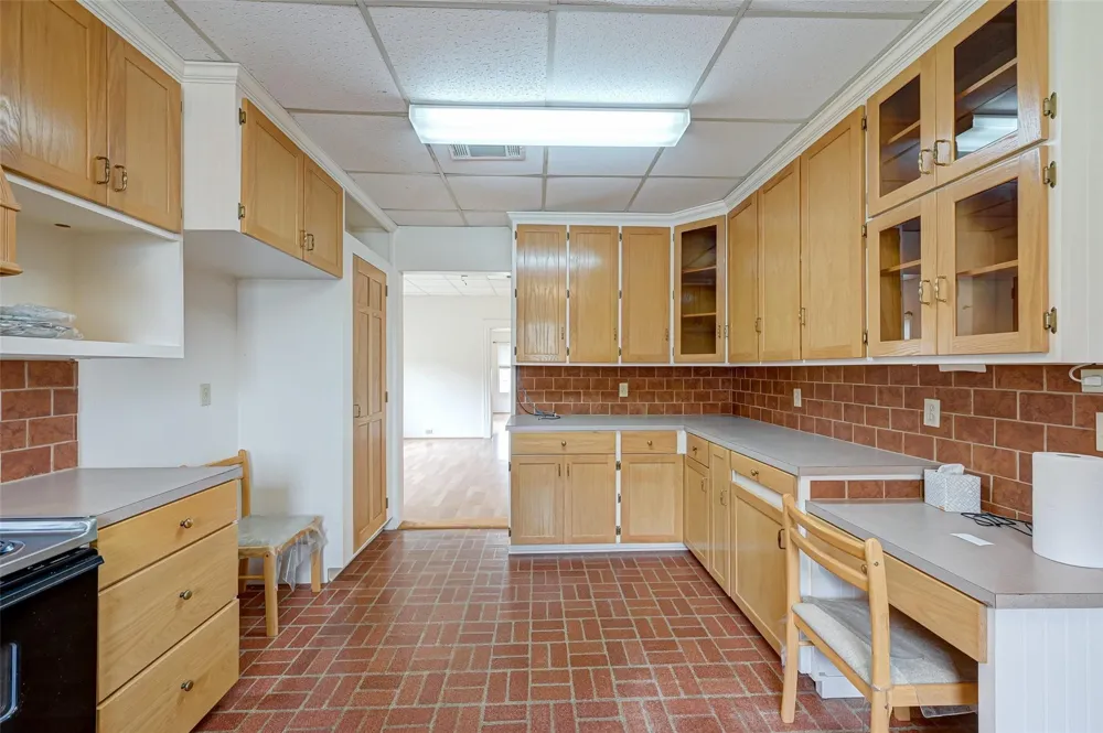 1826 County Road 469 El Campo, TX 77437