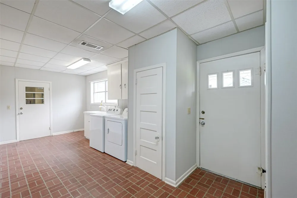 1826 County Road 469 El Campo, TX 77437