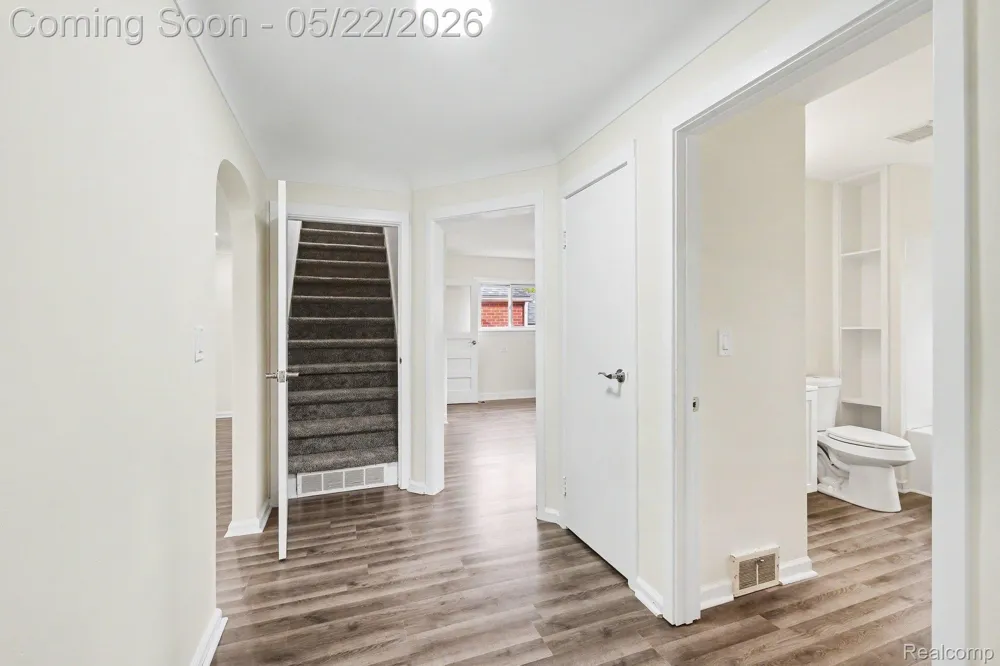 1093 W Maple Avenue Mundy Township, MI 48507