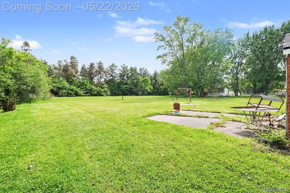 1093 W Maple Avenue Mundy Township, MI 48507