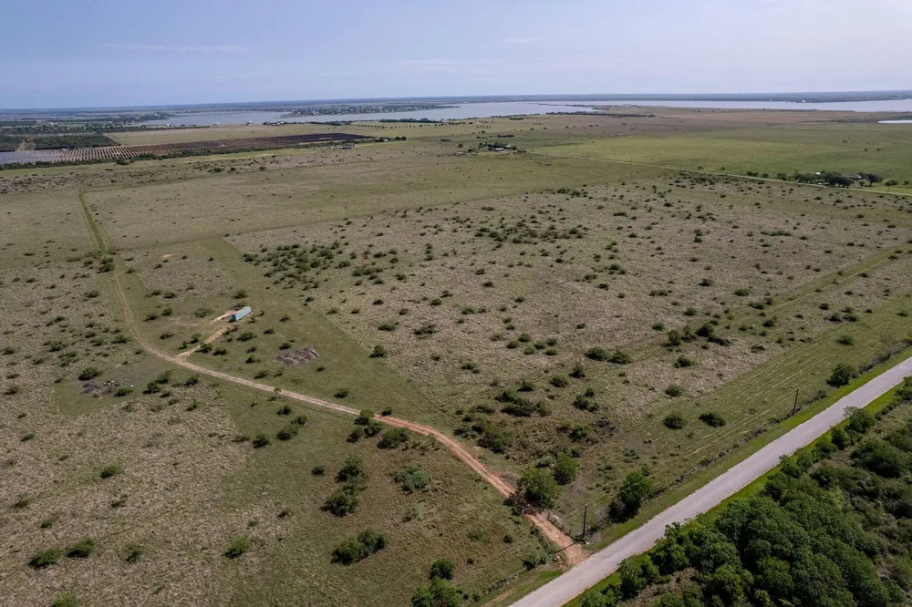 610 County Road 303 Port Lavaca, TX 77979