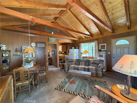936 Pinon Lane