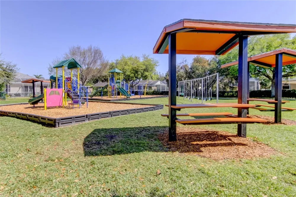 1623 CROSSVINE COURT Trinity, FL 34655