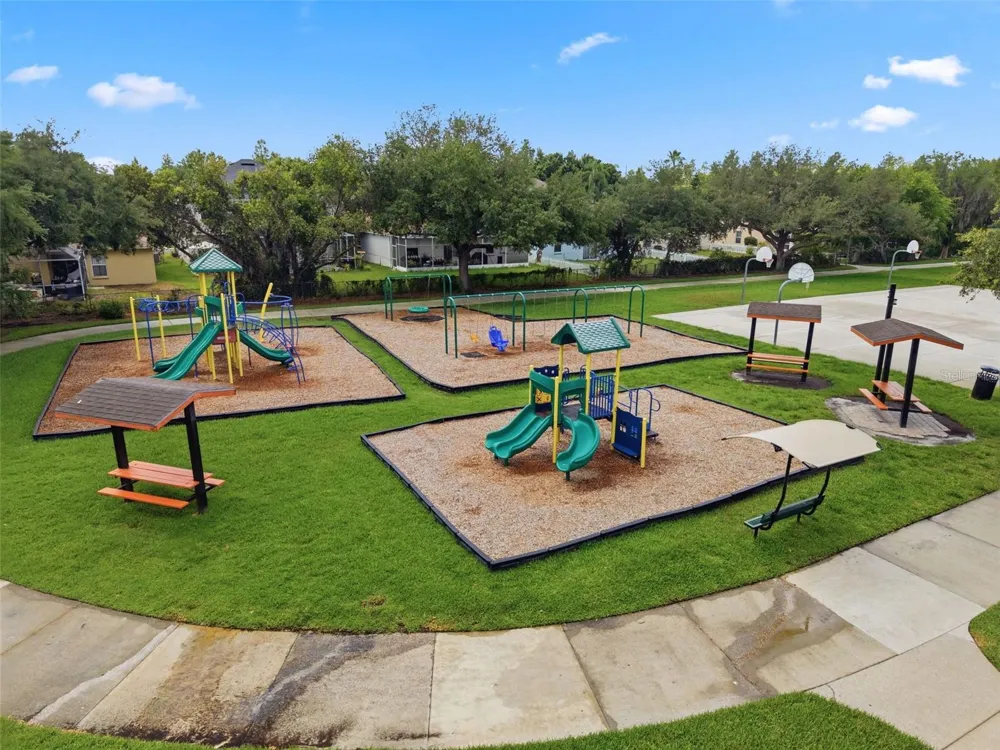 1623 CROSSVINE COURT Trinity, FL 34655