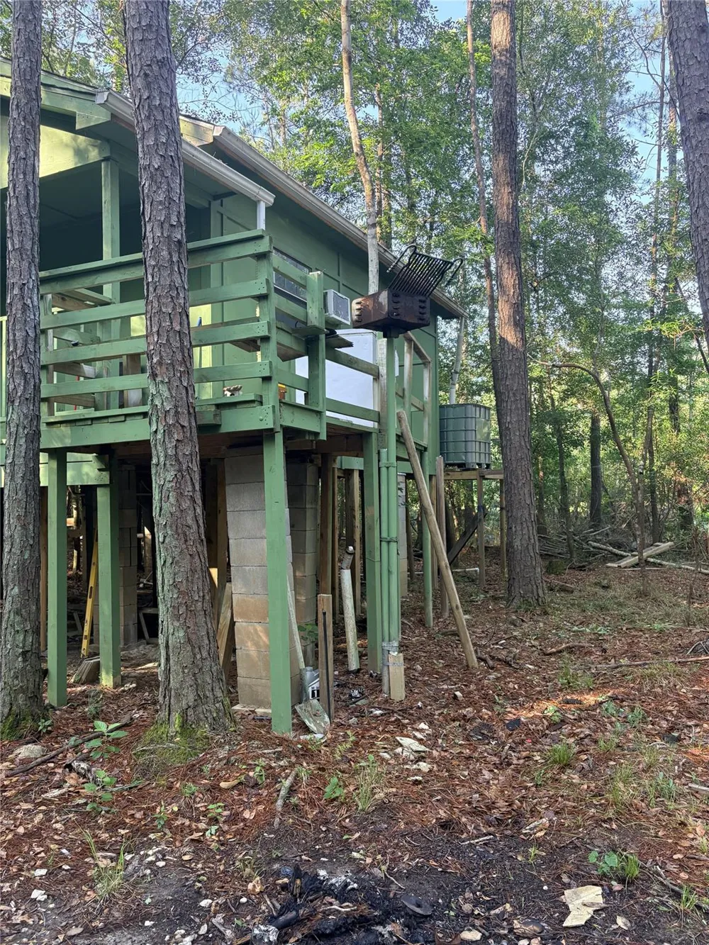 9470 Village Creek Road Silsbee, TX 77656
