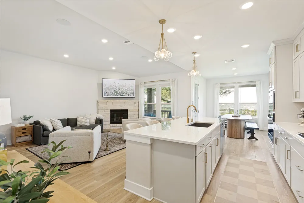 17229 Rossignol Cove Austin, TX 78738