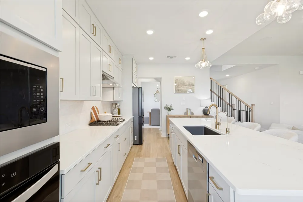 17229 Rossignol Cove Austin, TX 78738