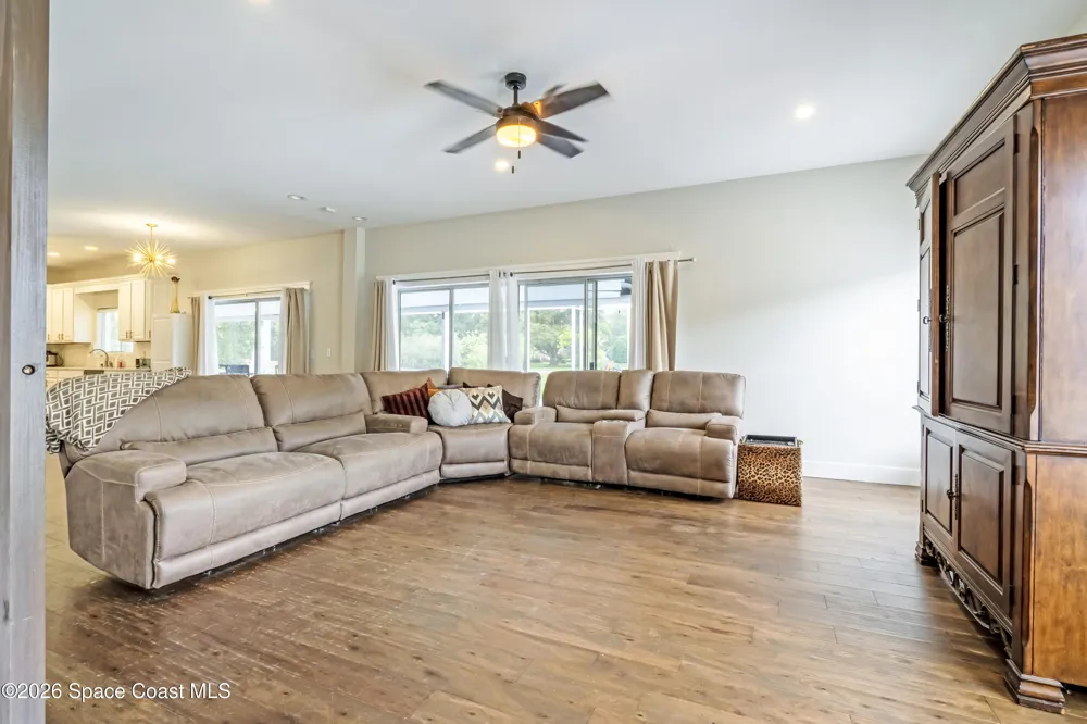2152 Blue Iris Place Longwood, FL 32779