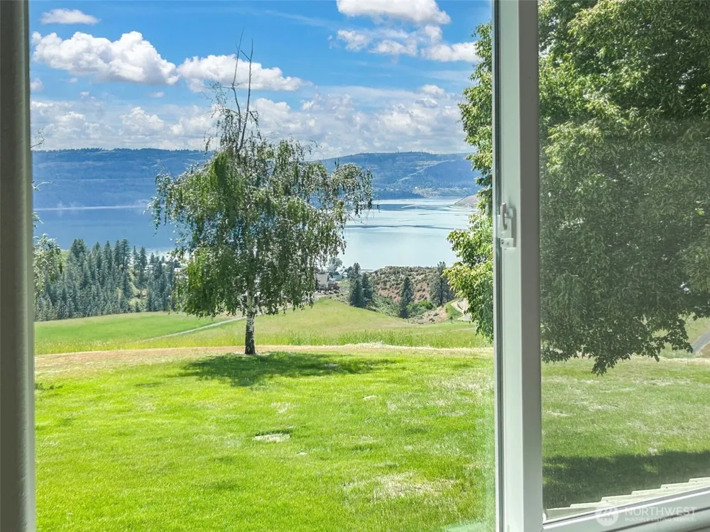 40831 Miles Creston Drive Davenport, WA 99122