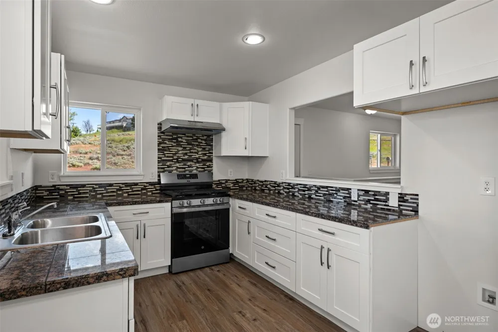 40831 Miles Creston Drive Davenport, WA 99122