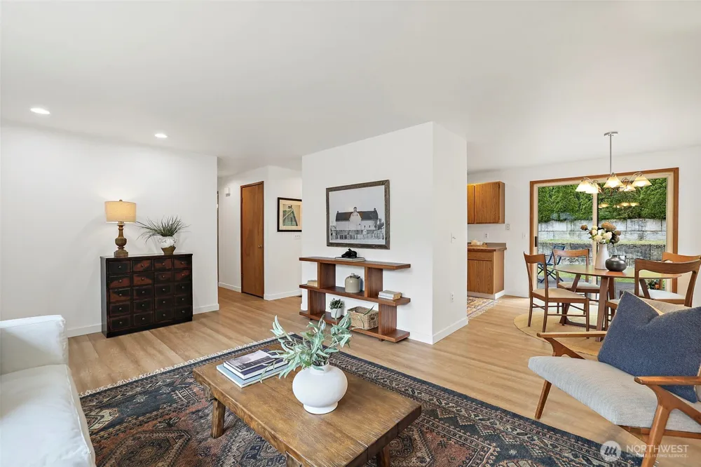 11726 8th Avenue S Burien, WA 98168