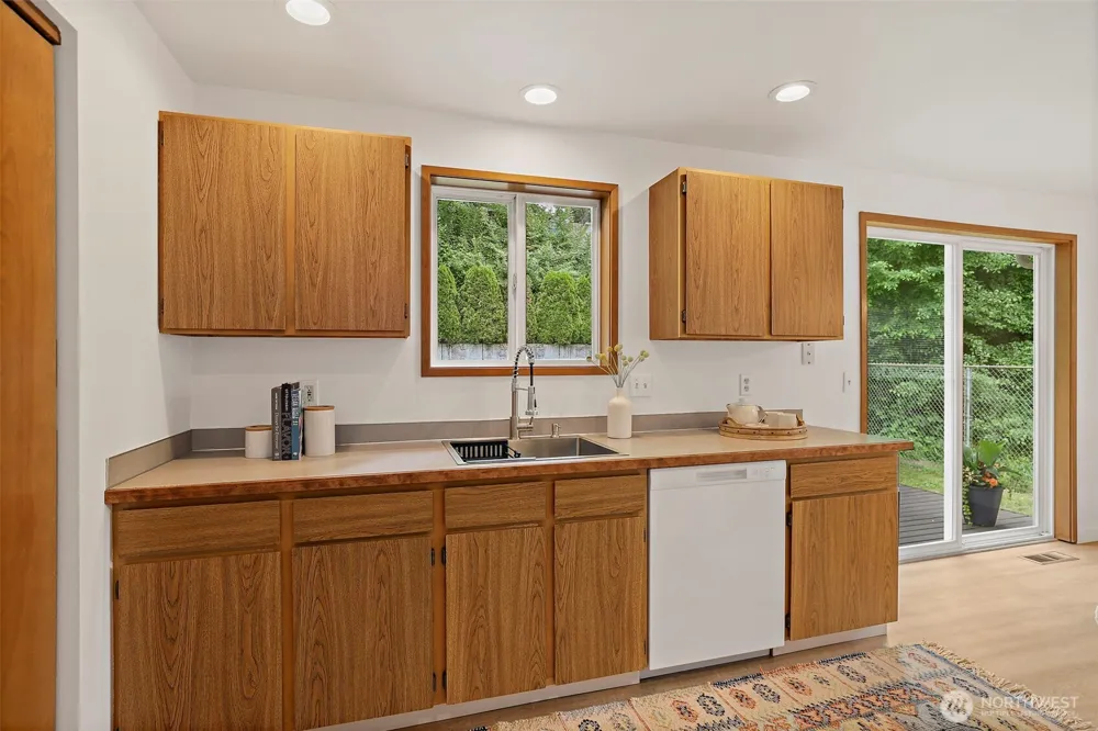 11726 8th Avenue S Burien, WA 98168