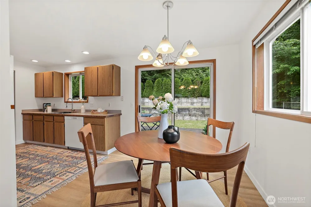 11726 8th Avenue S Burien, WA 98168