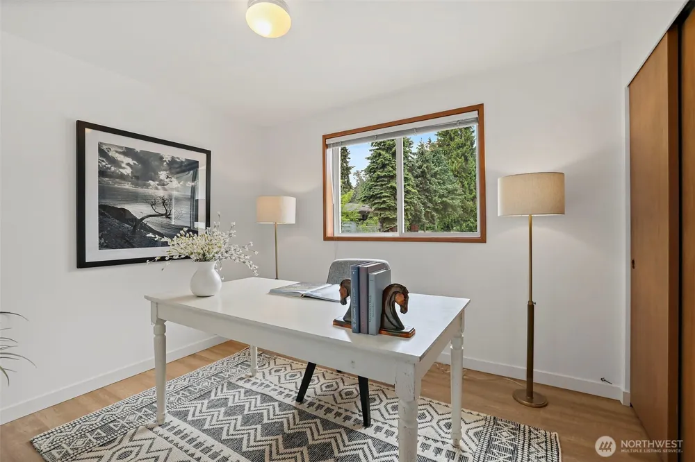 11726 8th Avenue S Burien, WA 98168