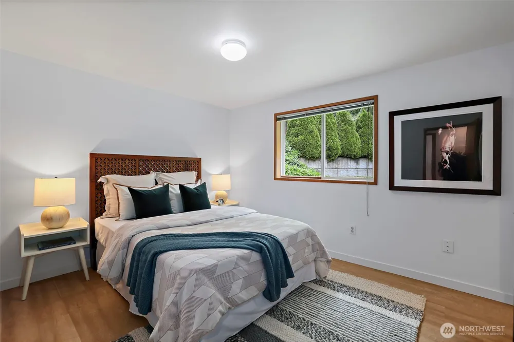 11726 8th Avenue S Burien, WA 98168