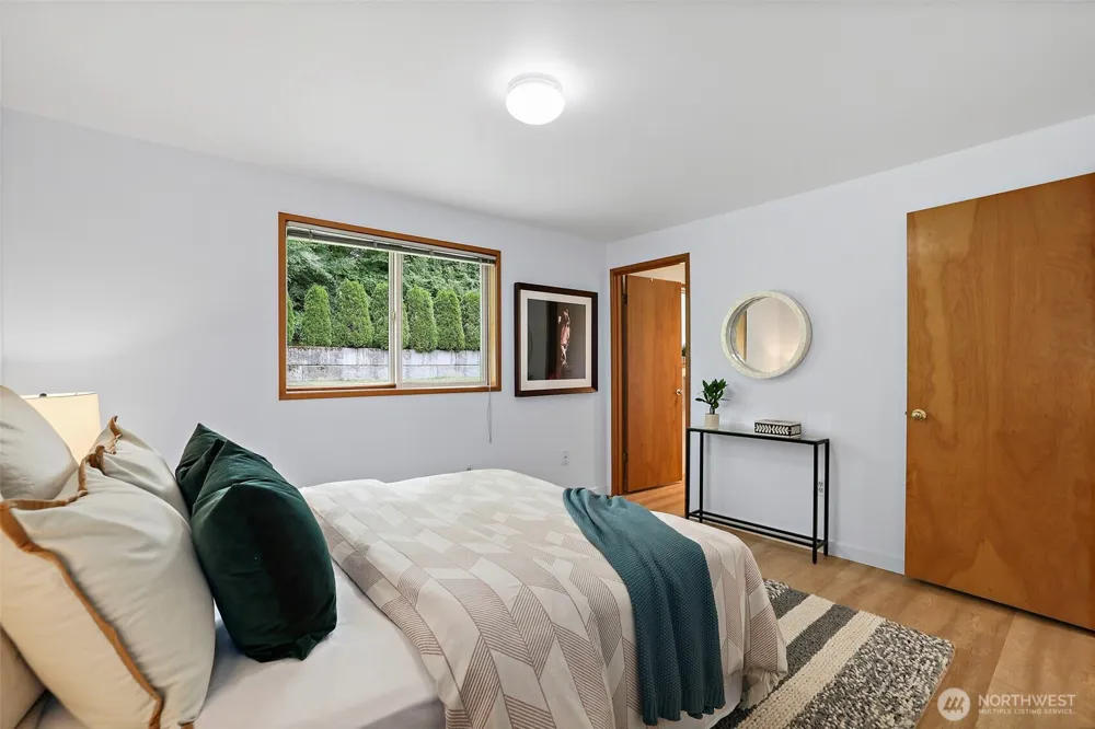 11726 8th Avenue S Burien, WA 98168