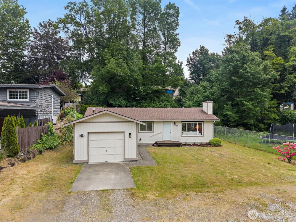 11726 8th Avenue S Burien, WA 98168