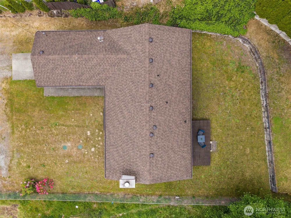 11726 8th Avenue S Burien, WA 98168