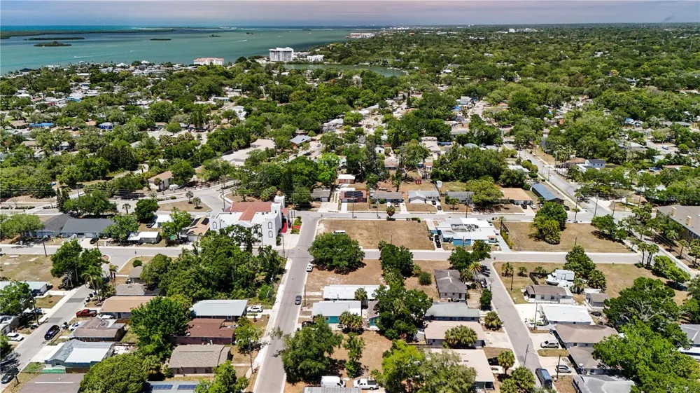 1405 PENNSYLVANIA AVENUE Clearwater, FL 33755