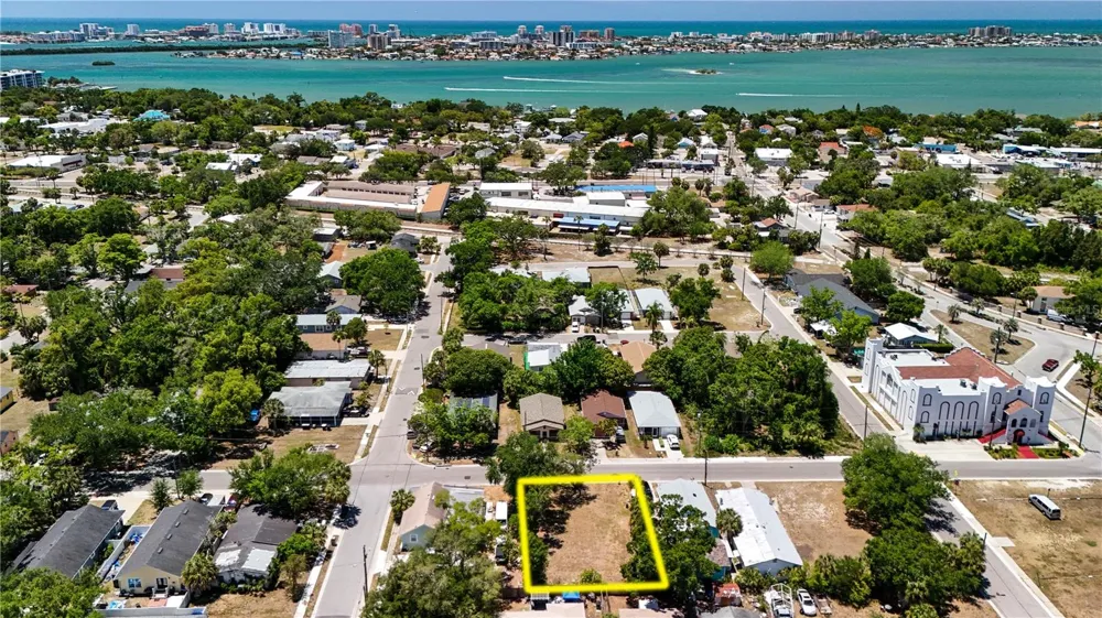 1405 PENNSYLVANIA AVENUE Clearwater, FL 33755