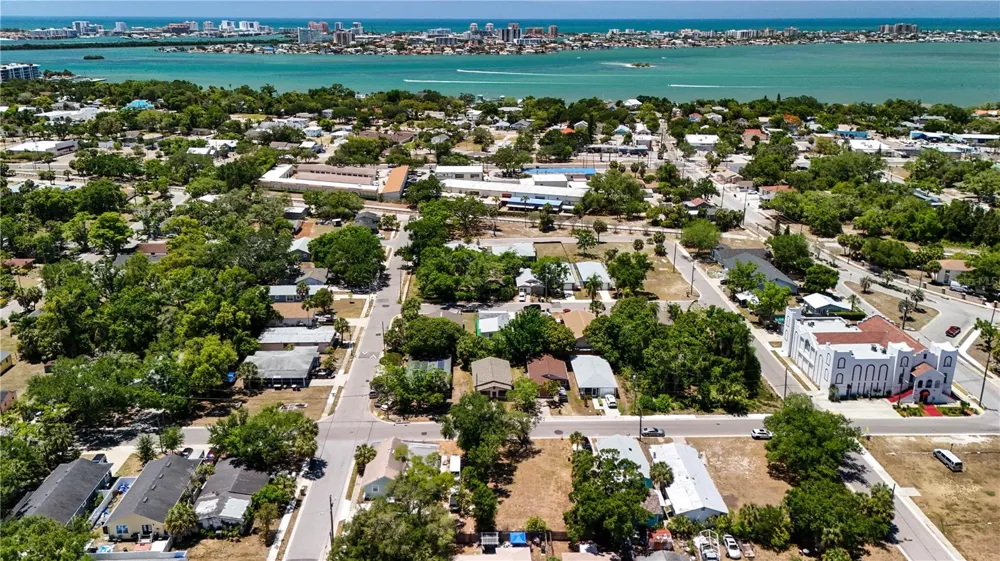 1405 PENNSYLVANIA AVENUE Clearwater, FL 33755