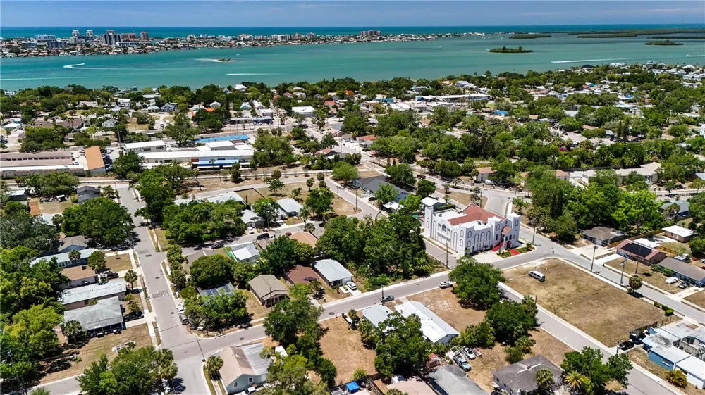 1405 PENNSYLVANIA AVENUE Clearwater, FL 33755