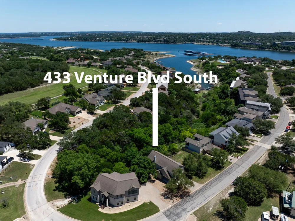 433 Venture Boulevard S Point Venture, TX 78645