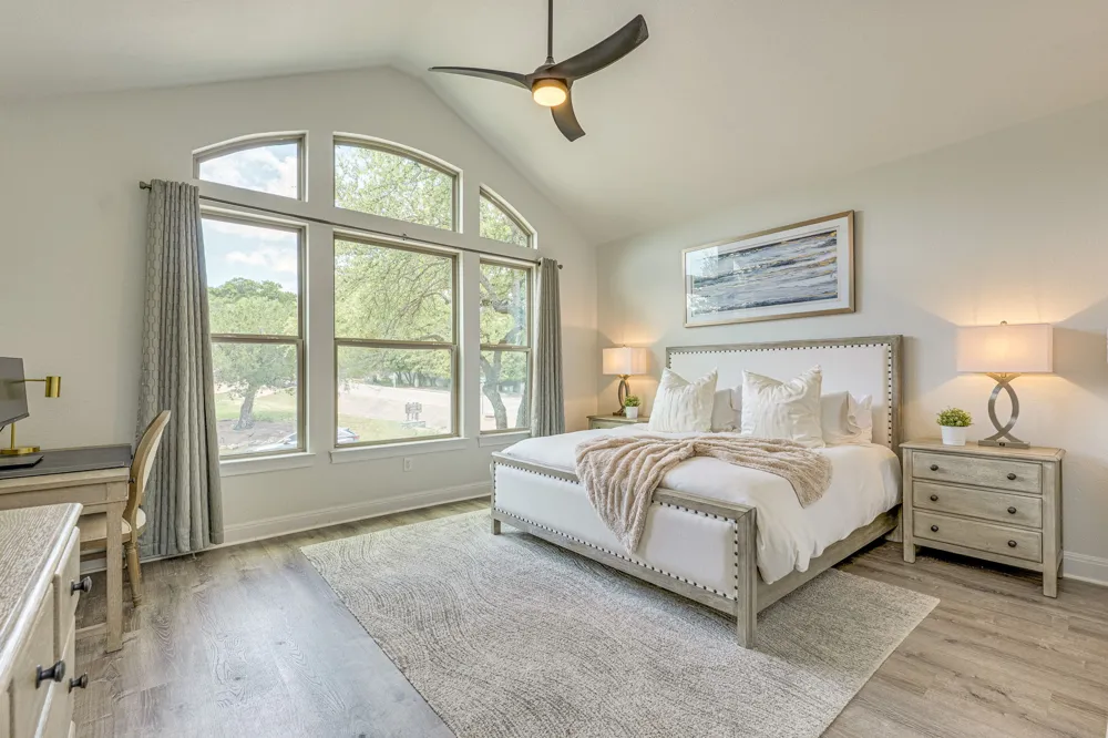 433 Venture Boulevard S Point Venture, TX 78645
