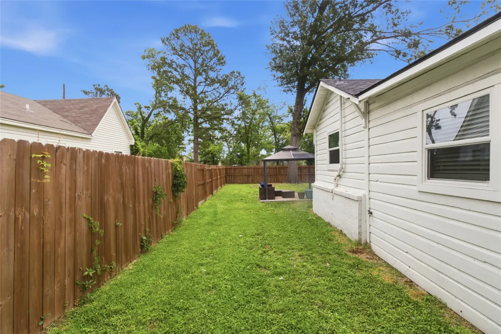 307 Locust Street Winnsboro, TX 75494