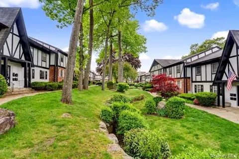 129 Parkside Drive