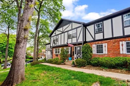129 Parkside Drive Suffern, NY 10901