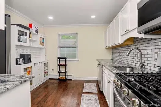 129 Parkside Drive Suffern, NY 10901