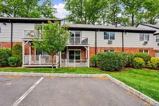 129 Parkside Drive Suffern, NY 10901