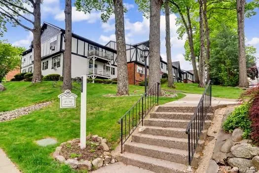 129 Parkside Drive Suffern, NY 10901